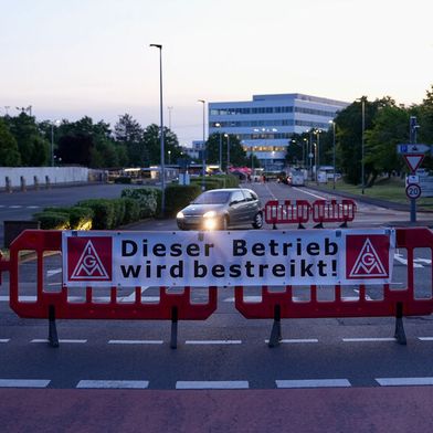 Die IG-Metall bestreikt erstmals in der Geschichte des Standortes das Kölner Ford-Werk. (Bild: Stephen Petrat/IG-Metall)
