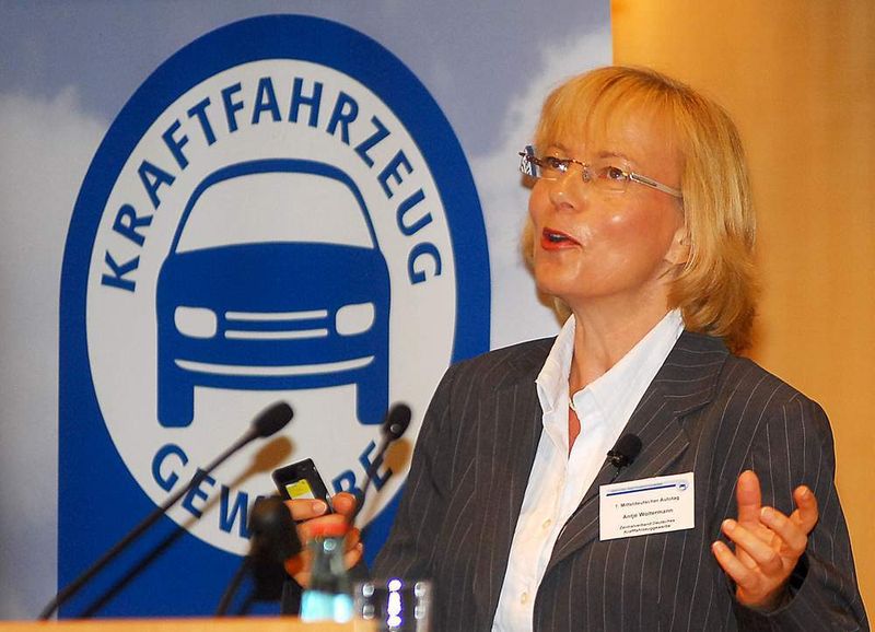 ZDK-Geschäfstführerin Antje Woltermann: „Die staatliche Umweltprämie konnte die schwierige Situation der Betriebe zwar für einige Zeit abfedern. Dennoch war es für viele Betrieb schwierig Speck anzusetzen.“ (Archiv: Vogel Business Media)