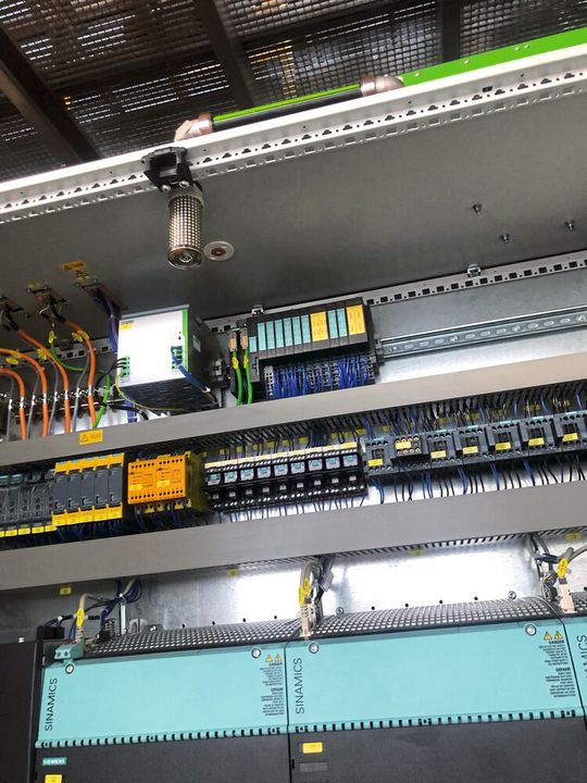 Die sensible Technik in den Schaltschränken wird zuverlässig geschützt.(Bild:  d&d Brandschutzsysteme)