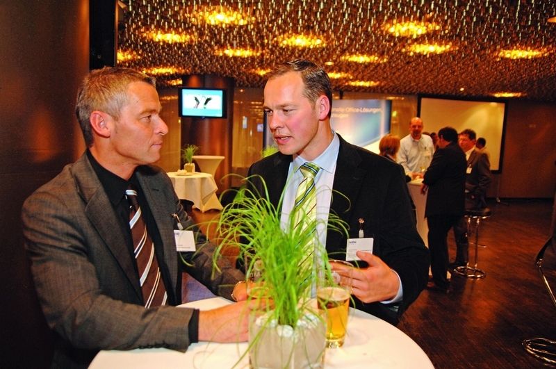 Auch für Fachgespräche blieb bei der Roadshow genügend Zeit. (Archiv: Vogel Business Media)