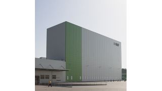 BASF hat am 18. Juli 2014 ihre größte europäische Produktionsanlage für Automobil-Abgaskatalysatoren im polnischen Sroda Slaska in Betrieb genommen. (Bild: BASF)