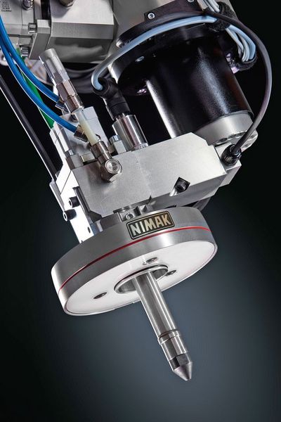 Mit dem Geschäftsbereich Klebetechnik hat sich Nimak rechtzeitig auf die zunehmende Bedeutung dieser Anwendungen eingestellt.  (Nimak)