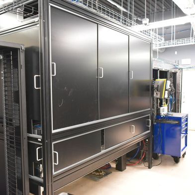 Neuer Quantencomputer „Libra“ soll fehlertolerantes Quantencomputing über die Cloud bereits 2028 möglich machen, so der Hersteller Quera. (Bild: Quera)