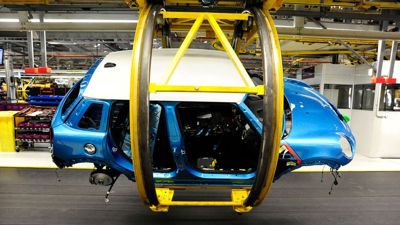 Einige Autobauer, darunter die BMW-Tochter Mini, produzieren in Großbritannien.(Bild:  Mini)