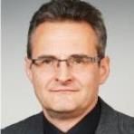 Titel, Name: Frank Sonntag Geburtsjahr, -ort: 1966 in Dresden Funktion: Mitglied des Aufsichtsrats Firma: Linde AG   Ausbildung:     1988-1994 Studium der Verfahrenstechnik, Technische Universität Dresden.    Abschluss: Diplom-Ingenieur für Verfahrenstechnik  Berufliche Laufbahn: 1994-1996 Projektingenieur Heizungstechnik  1996-2001 Projektleiter Anlagenbau und Anlagenservice  1994-2001 Sulzer Infra Mitteldeutschland GmbH  2001-2006 Projektingenieur Pharmazieanlagen/Biotechnologieanlagen  2006-2010 Sachgebietsverantwortlicher Prozess-Nebenanlagen  Seit 2010 Freigestelltes Betriebsratsmitglied, Vorsitzender des Betriebsrats    (Bild: Linde)