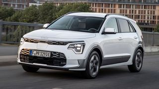 Ab dem kommenden Jahr sinkt der Umweltbonus auf maximal 4.785 Euro.  (Bild: Kia)