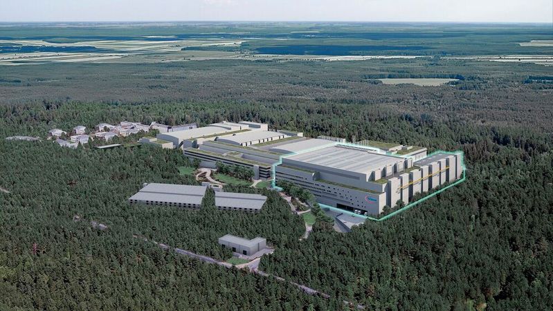 Zum profitablen Wachstum von Infineon soll auch die vor gut einem Monat eröffnete neue Fabrik in Dresden beitragen.(Bild:  Infineon)