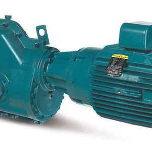 Das aufsteckbares Reduktionsgetriebe in Kegelstirnradbauweise mit Motoradapterflansch eignet sich für 2- und 4-polige Motoren.
