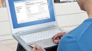 Für das Einlesen des nPA benötigt man ein Lesegerät (Bild: BMI)