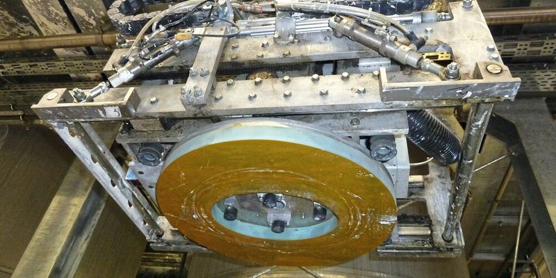 Ein Saugelement im Einsatz bei einem großen Farbenhersteller. (Bild:  Sahlberg)