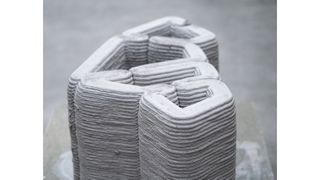 Die 3D-gedruckten Strukturen brauchen weniger Material und kommen ohne Stahlbewehrung aus. 
 (Bild: Empa)