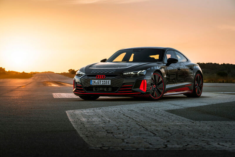 Audi bringt mit dem RS E-Tron GT seine eigene Interpretation der J1-Architektur auf den Markt.  (Audi)