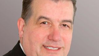 Am 31. Oktober 2015, einen Tag nach dem 32. Deutschen Logistik-Kongress, geht der Hellmann-Generalbevollmächtigte Karl Engelhard in den wohlverdienten Ruhestand. (Bild: Hellmann)