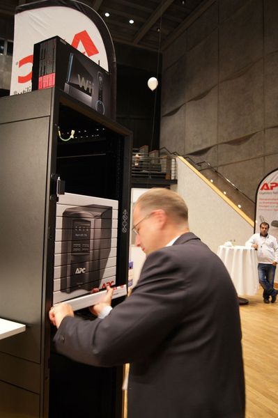 Frank Baer, von Baer Elektronik, bei einem Wettspiel von APC (Archiv: Vogel Business Media)
