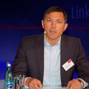 Andreas Krinninger, CFO und seit Anfang 2016 Vorsitzender der Geschäftsführung bei Linde-MH: „Die Kundenausrichtung ist der wichtigste Treiber für unsere Aktivitäten.“(Bild:  Maienschein)