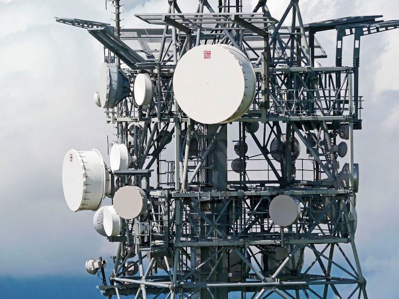 VCI, VDA, VDMA und ZVEI fordern, dass die Versteigerung der 5G-Lizenzen der gesamten Industrie nutzen muss. (gemeinfrei)