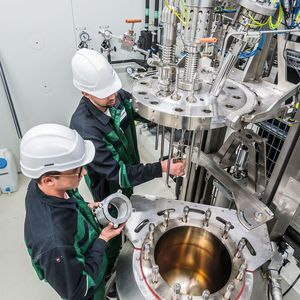 Hochdruckrührkesselreaktor am Fraunhofer CBP