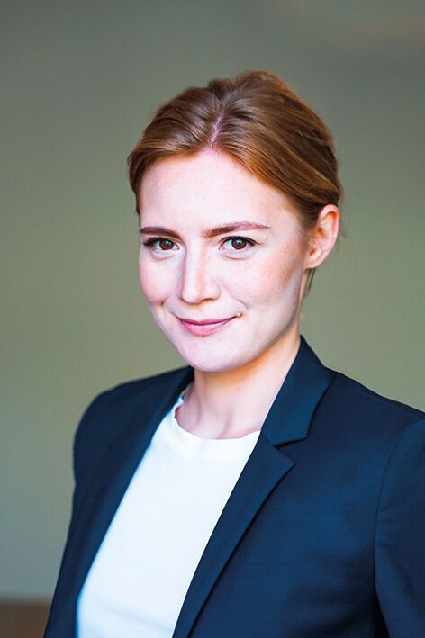 Die Autorin Christina Dozenko ist Beraterin bei Moysies & Partner für digitale Transformation in Öffentlichen Verwaltungen und Fellow am SHI Stein-Hardenberg Institut in Berlin. Sie forscht über und berät Öffentliche Verwaltungen rund um die Themen Modernisierung und Digitalisierung von Staat und Verwaltung(Bild:  Moysies & Partner)