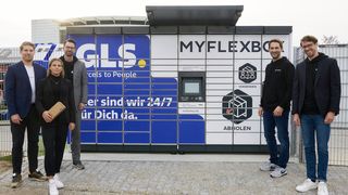Mit Paketstationen wie diesere hier können Kundinnen und Kunden von GLS jetzt kontaktlos und rund um die Uhr Pakete empfangen, versenden und zurückschicken. (Bild: GLS)