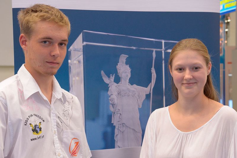 Ebenfalls Athena-Preisträger ist Kevin Jansky. Der Wiener unterstützt das Projekt „Kids for Freedom“, das bedürftigen Kindern einen einwöchigen Urlaub auf einem Segelschiff ermöglicht. (Pro Motor)