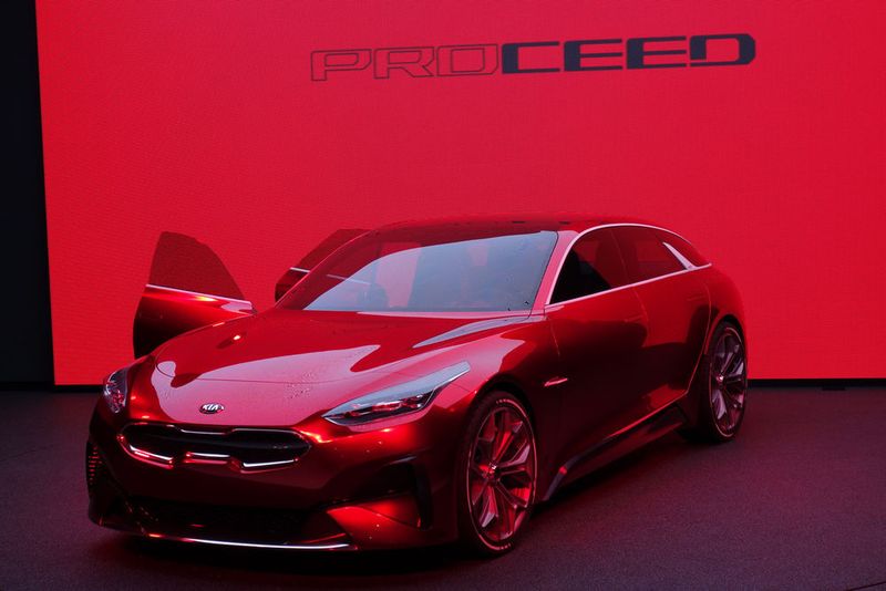 Kia zeigt mit der Studie Proceed einen Ausblick auf die neue Generation seiner Kompaktbaureihe. (Wehner / »kfz-betrieb«)
