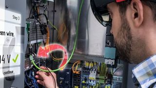 Für Serviceeinsätze eignen sich Datenbrillen. Sie helfen dem Nutzer, sich auch in unbekannten Situationen zurechtzufinden.  (UID)