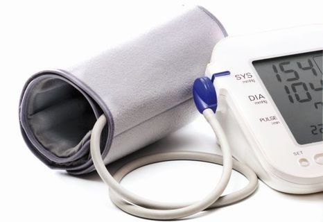 Patientendaten in der Cloud: Vorteil ist, dass Ärzte ortsungebunden Einsicht in die Patientenakte haben.  (© stevem - Fotolia)