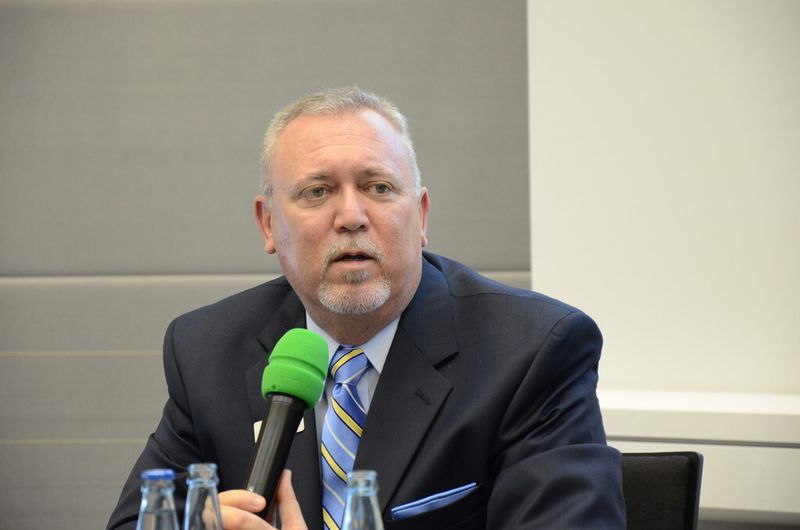 John Richardson stellt Thingworx vor und was seine Plattform für Anwendungen im „Internet der Dinge“ leistet. (Bild: Michel)