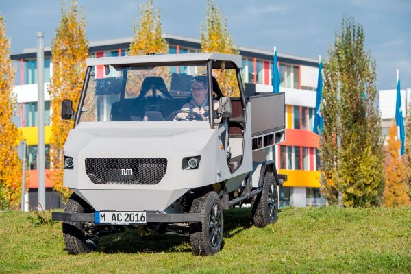 Mit dem Projekt „aCar“ der Technischen Universität München (TUM) soll Elektromobilität auch für die ländliche Bevölkerung in armen Regionen mit schlechter Infrastruktur nutzbar werden. (Bild: Andreas Heddergott / TU Muenchen)