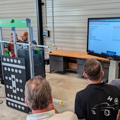 Kalibrieren mit unterschiedlichen Systemen in der Praxis: Das bietet das neue Seminarangebot der TAK in Bornheim bzw. deutschlandweit. (Bild: Dominsky – VCG)