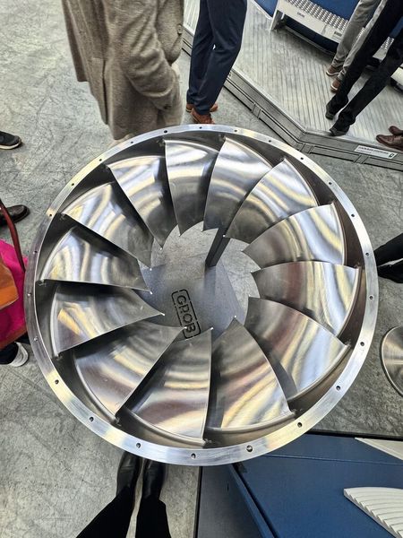 Grob zeigt auf seiner bislang größten Hausmesse 2025 technologische Highlights auf über 6.000 Quadratmetern. (Bild: VCG/Sonnenberg)