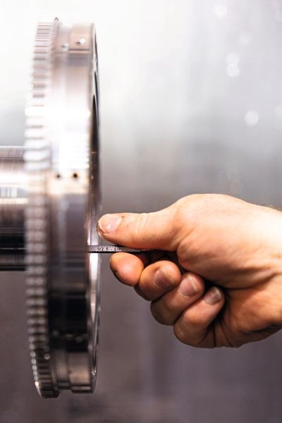 High stock removal rates and good surface quality: The Walter Xtra-tec XT M5008 milling cutter makes the machining process for the metrology component significantly more stable and economical. (Image:Walter AG)