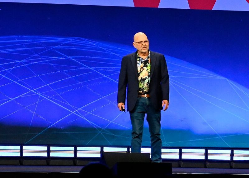 Marc Raibert hat Boston Dynamics gegründet, ist jetzt Executive Director des AI Institute und beschäftigt sich intensiv mit humanoiden und vierbeinigen Robotern... (Bild: Stefanie Michel)