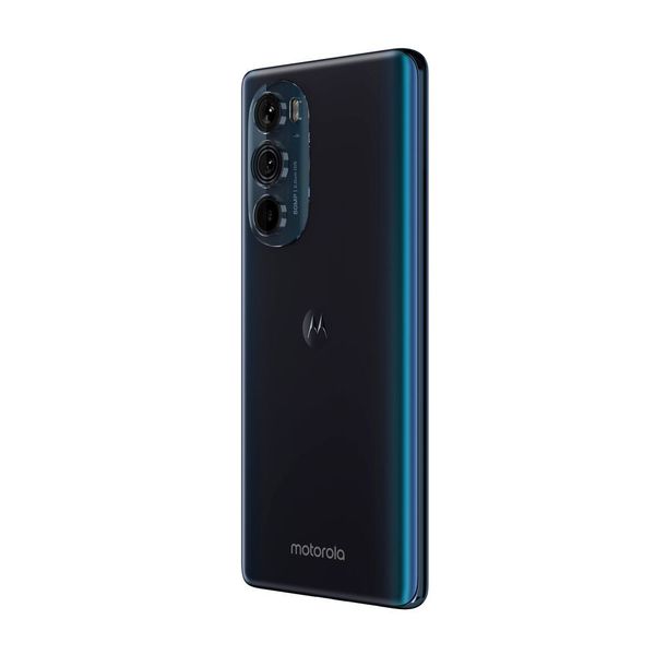 Die Hauptkamera des Edge 30 Pro arbeitet mit zwei 50-Megapixel-Linsen und einer 2-Megapixel-Tiefenkamera. (Motorola)