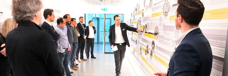 Am Tag der Logistik (9. April 2018) können interessierte Besucher im Dematic Imagination Center interaktiv an der Welt der Intralogistik teilhaben.(Bild:  Dematic)