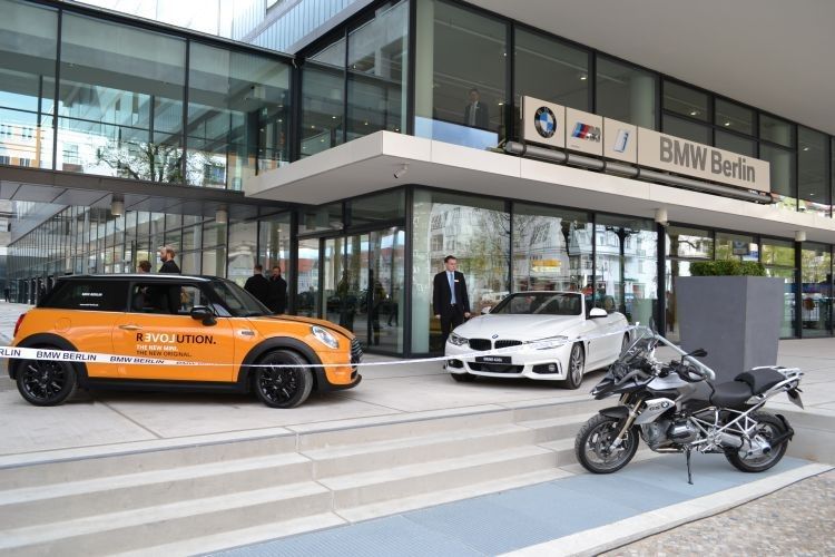 Die drei Marken der BMW Group sind startklar für den großen Auftritt. (Foto: Hiemann)