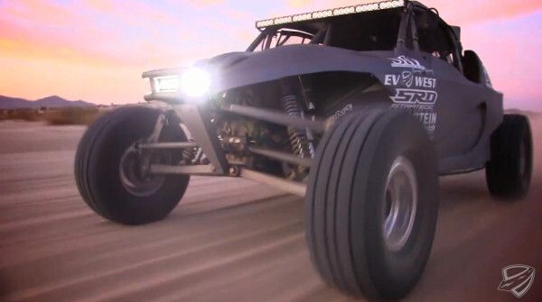 Das EV 1 ist der erste elektrisch angetriebene Rennwagen für Baja-Rennen (Bildquelle: SRI, SRD, EV West)