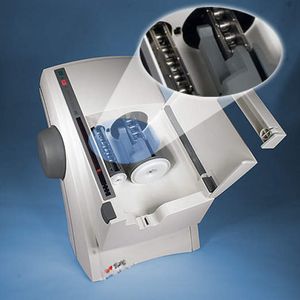 2 Die Herausforderung für Framo bestand darin,  ... den Antrieb für ein Nachfolgemodell zu konstruieren, das leiser und kleiner, aber dabei doppelt so leistungsfähig sein sollte wie der Vorgänger. Das macht auch zwei verschiedene Kettenausführungen nötig.