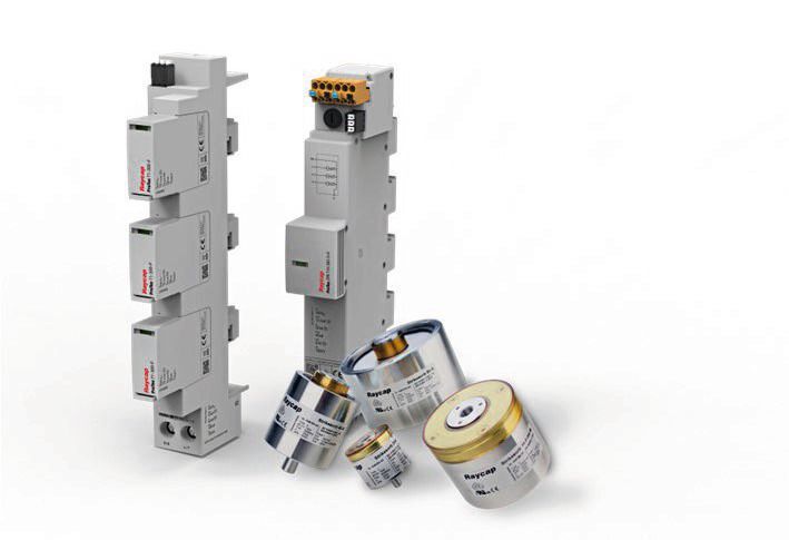 40-mm- und 60-mm-Überspannungsschutz-Produkte mit direkter Kontaktierung auf der Stromschiene(Bild:  Raycap)