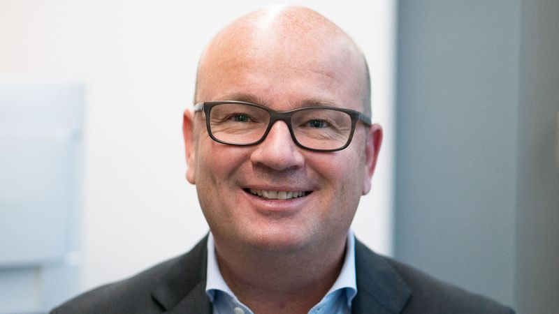 Zum 1. Dezember 2017 folgt Jochen Schmitz Thomas Rathmann als CFO von Siemens Healthineers.  (www.siemens.com/press)