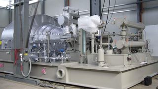 Einsatzgebiet: Steuerung und Überwachung einer Dampfturbinen-Anlage.  Bilder: Vohmann, Siemens Power Generation (Archiv: Vogel Business Media)