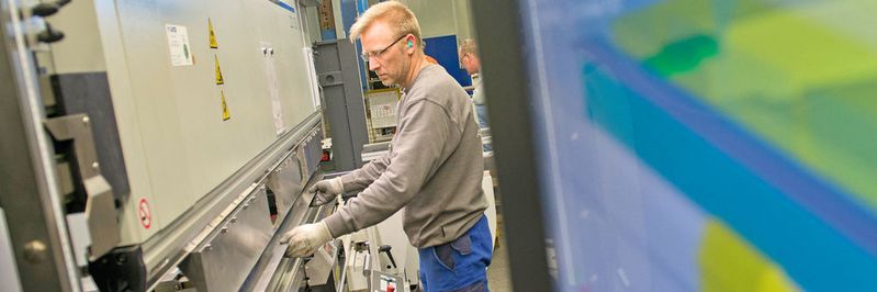 Industrie 4.0 und Blechbearbeitung führt derzeit der Osnabrücker Aufzughersteller Osma zusammen.(Bild:  LVD)