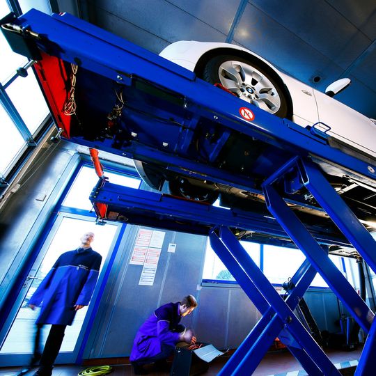 Der TÜV Rheinland stellt bei der Automechanika 2018 digitale Werkstattprozesse in den Mittelpunkt.(Bild:  TÜV Rheinland)