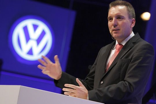 Hausherr Henri Strübing dankte den Berlinern für ihre Treue. (Archiv: Vogel Business Media)