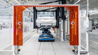 Die Schüsse sollen laut Presseberichten in der „Factory 56“ gefallen sein, in der die S-Klasse montiert wird. (Bild: Mercedes-Benz)