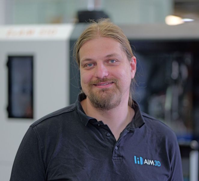 Dr. Vincent Morrison, CEO of Aim 3D: “Of course, the size and innovative strength of the US industry in the automotive, aerospace, defense, and energy sectors promises high growth potential for the 3D pellet printing strategy.” (Source: Aim 3D)