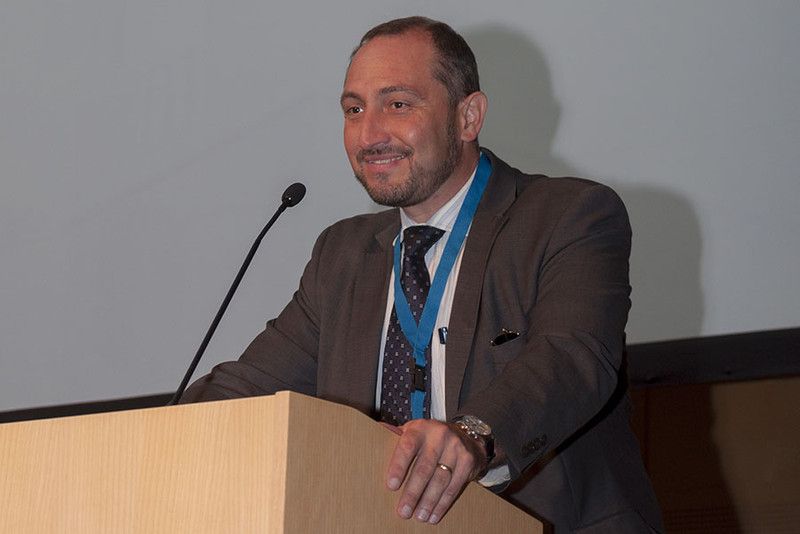 Prof. Marko Mihovilovic: „Es ist uns gelungen, hochkarätige Forscher wie Prof. Sang Yup Lee aus Korea – Mitglied des World Economic Forums – sowie Prof. Frances H. Arnold aus den USA – Trägerin der National Medal of Technology and Innovation – nach Wien zu holen und vielversprechende Trends beim Übergang von einer erdöl-basierten zu einer auf nachwachsenden Rohstoffen beruhenden Industrie herauszuarbeiten“ (Bild: TU Wien)