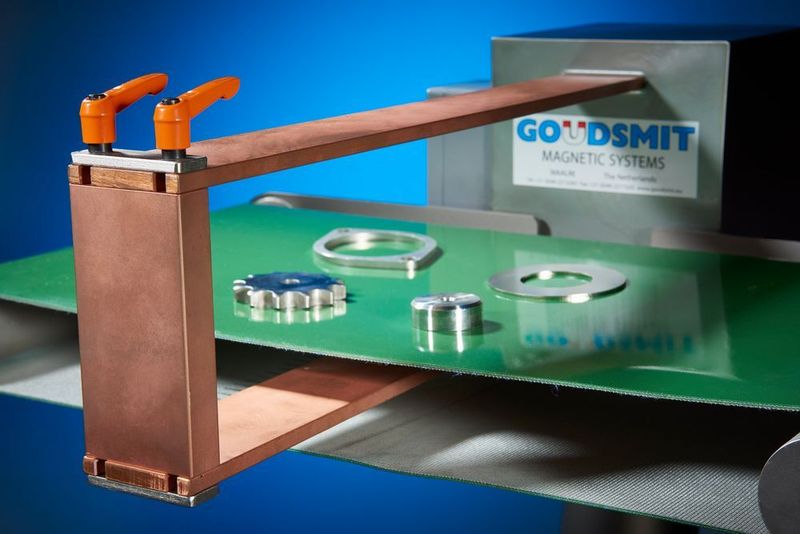 Der teilbare Entmagnetisiertunnel kann problemlos in vorhandene Produktionslinien eingebaut werden und verhindert unerwünschten Magnetismus in magnetisch und nicht magnetisch leitenden Materialien. (Bild: Goudsmit)