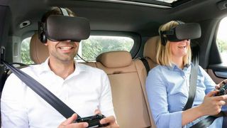 Das Start-up Holoride bietet ein VR-Unterhaltungsprogramm für die Rückbank.  (Porsche)