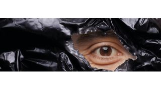 Abb.1: Die Raman-Mikros­kopie ist ein wichtiges Instrument zur Analyse von Kunststoffen, insbesondere für mehrschichtige Folien (Symbolbild). (Bild: © JpegPhotographer, Damir Khabirov - stock.adobe.com)